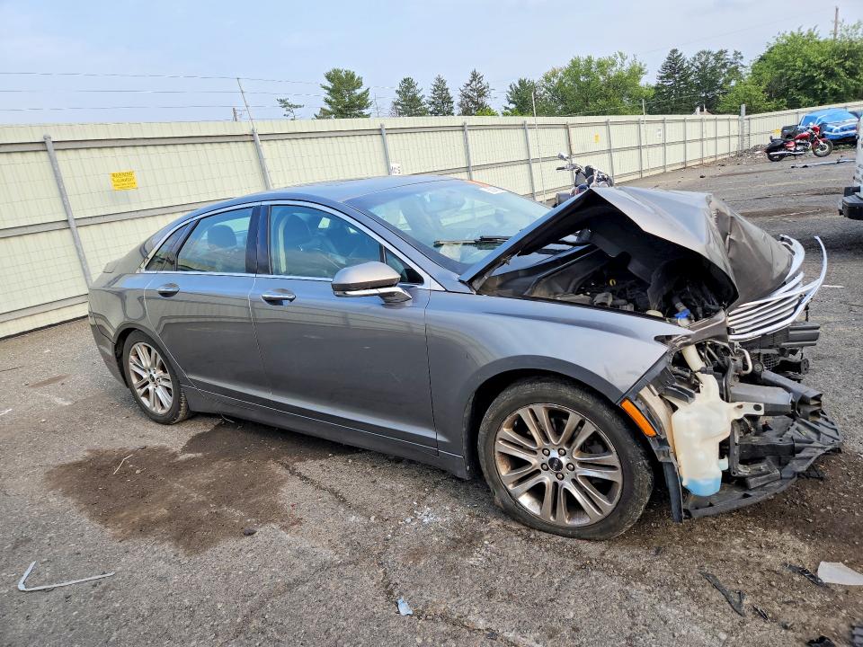 Photo 4 from auction – 2014 LINCOLN MKZ with VIN 3LN6L2G97ER821570