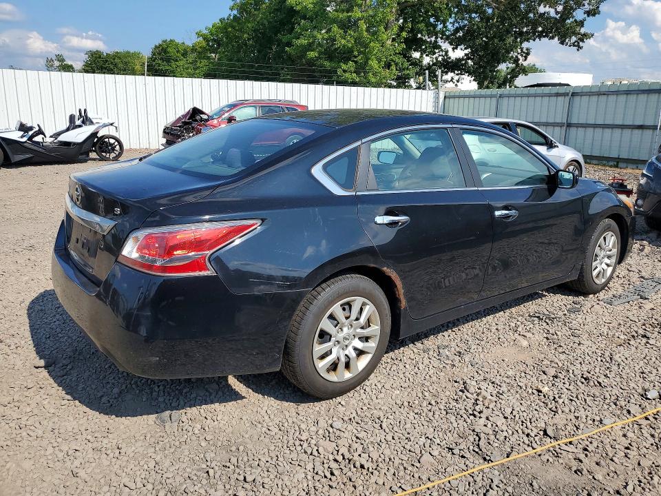 Photo 3 from auction – 2015 NISSAN ALTIMA with VIN 1N4AL3AP3FN332931