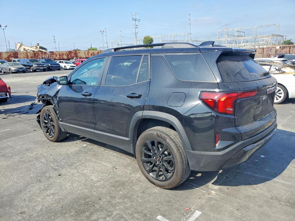 Photo 2 from auction – 2026 GMC TERRAIN with VIN 3GKALMEG2TL114098