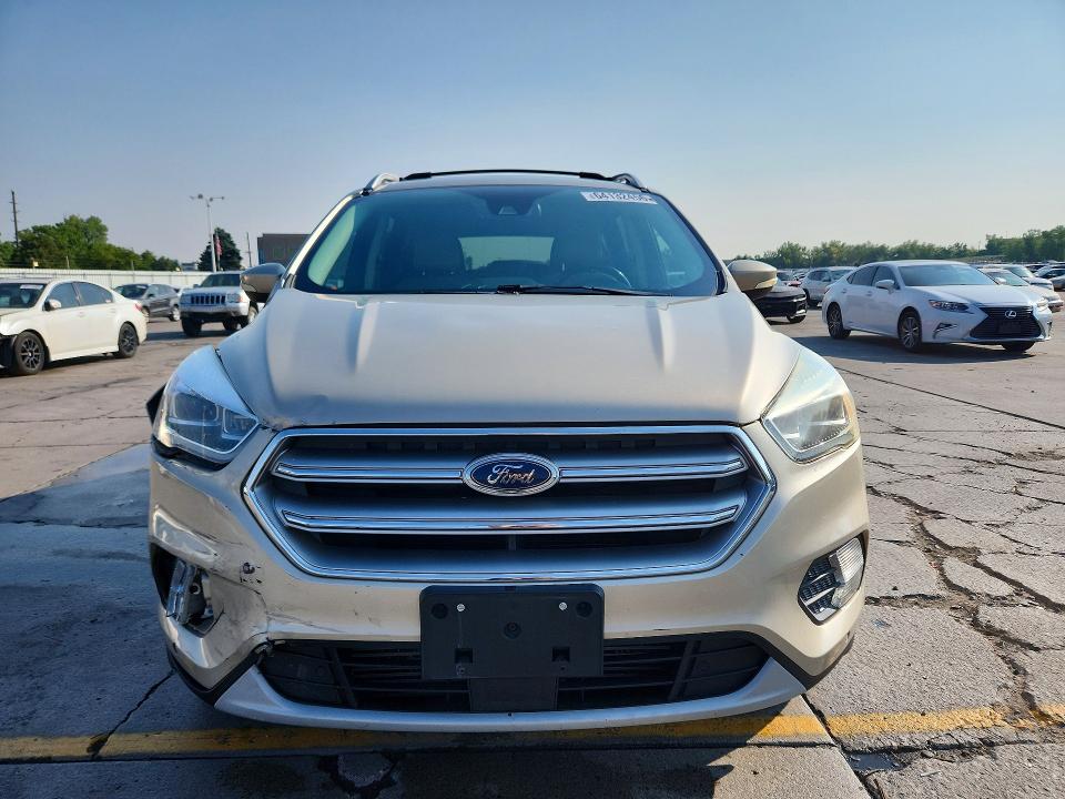 Photo 5 from auction – 2017 FORD ESCAPE with VIN 1FMCU9J93HUE47537