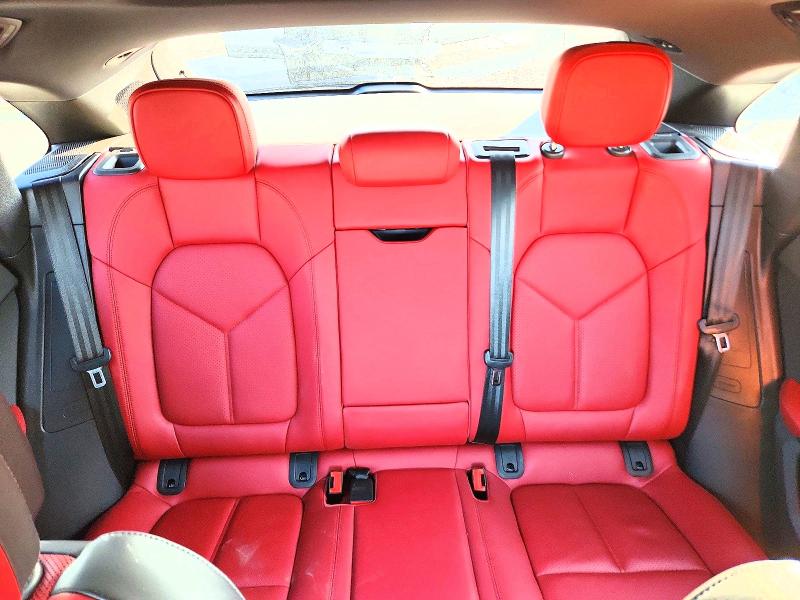 Photo 10 from auction – 2018 PORSCHE MACAN with VIN WP1AA2A51JLB20671