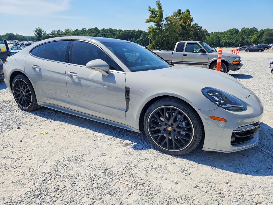 Фото 4 с аукциона – 2022 PORSCHE PANAMERA с VIN WP0AJ2A70NL100288