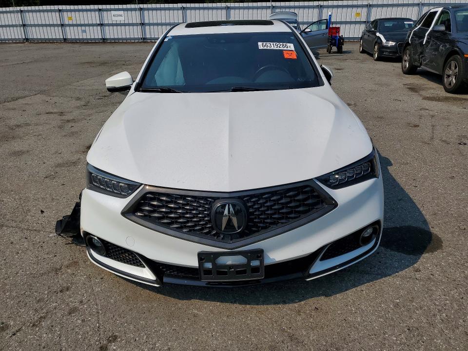 Photo 5 from auction – 2019 ACURA TLX with VIN 19UUB3F67KA802651