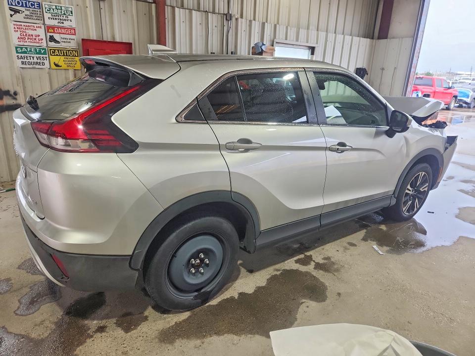 Photo 3 from auction – 2026 MITSUBISHI ECLIPSE CROSS with VIN JA4ATWAA7TZ013716