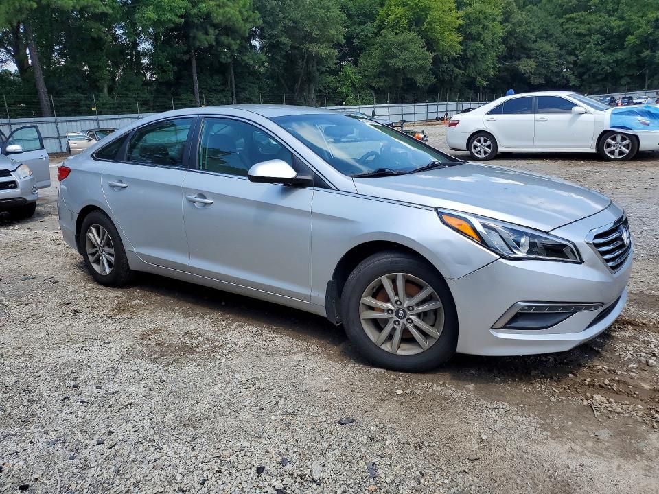 Photo 4 from auction – 2015 HYUNDAI SONATA with VIN 5NPE24AF8FH184321