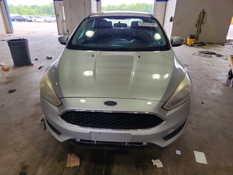 Photo 5 from auction – 2015 FORD FOCUS with VIN 1FADP3F26FL376402