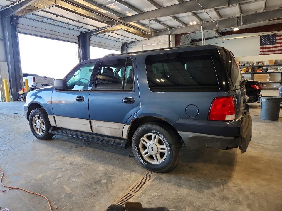 Photo 2 from auction – 2003 FORD EXPEDITION with VIN 1FMPU16L23LC13587