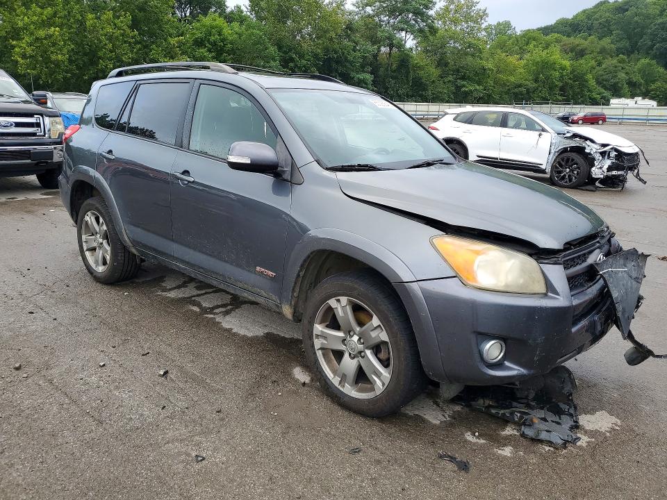 Photo 4 from auction – 2010 TOYOTA RAV4 with VIN JTMRK4DV8A5086421