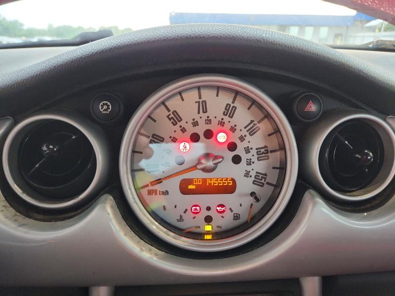 Photo 9 from auction – 2002 MINI COOPER with VIN WMWRC33402TC35983