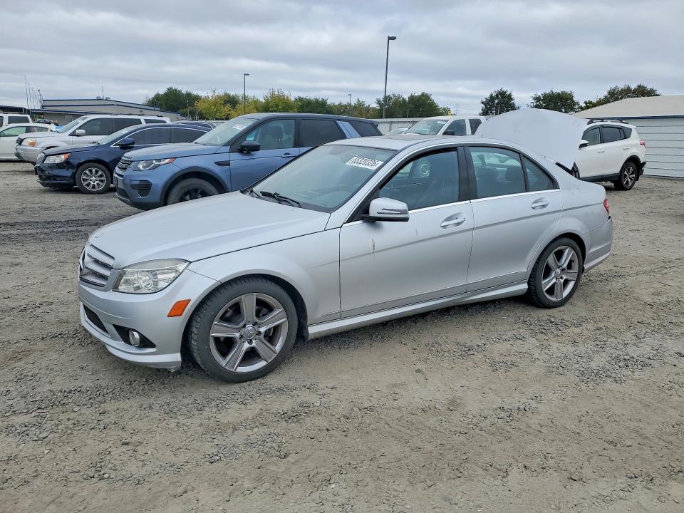 MERCEDES-BENZ C 2010 with VIN WDDGF5EBXAR121058 - Photo from auction
