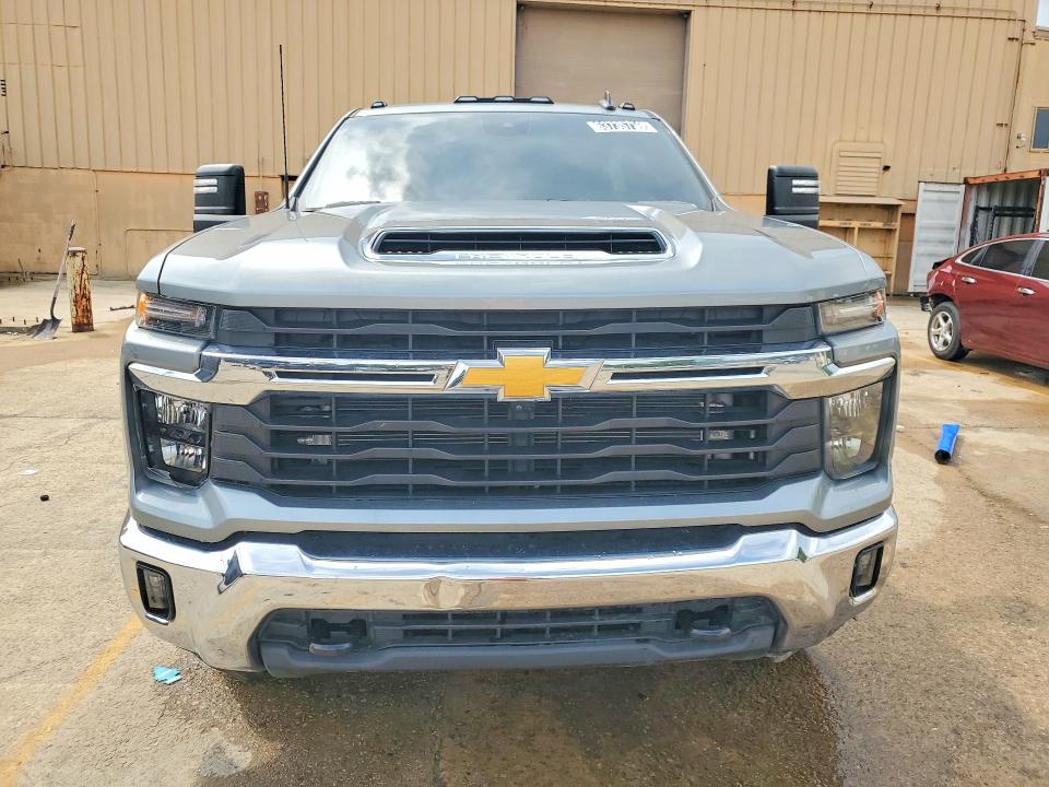 Photo 5 from auction – 2024 CHEVROLET SILVERADO with VIN 2GC4YNEY0R1167157