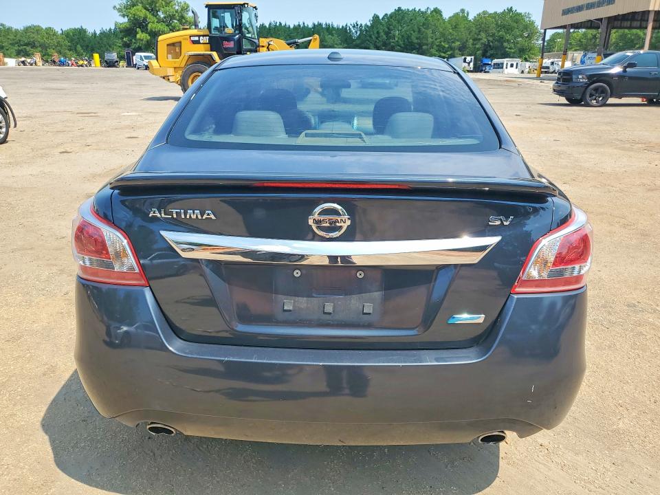 Photo 6 from auction – 2013 NISSAN ALTIMA with VIN 1N4AL3AP0DC907110