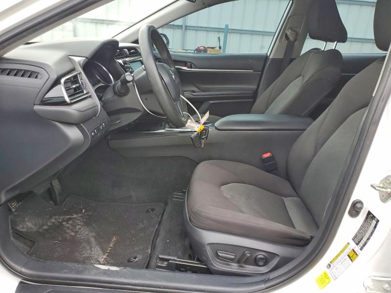 Photo 7 from auction – 2020 TOYOTA CAMRY with VIN 4T1C11AK2LU899954
