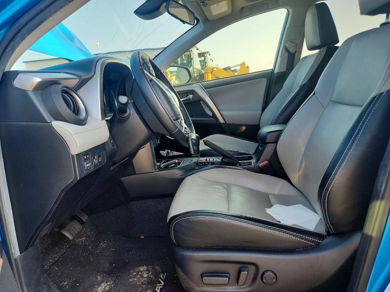 Photo 7 from auction – 2018 TOYOTA RAV4 HYBRID with VIN JTMRJREVXJD222066