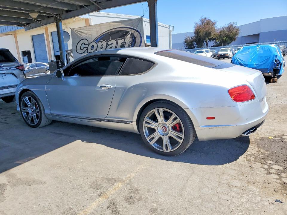 Zdjęcie 2 z aukcji – 2013 BENTLEY CONTINENTAL z VIN SCBFT7ZA9DC085367
