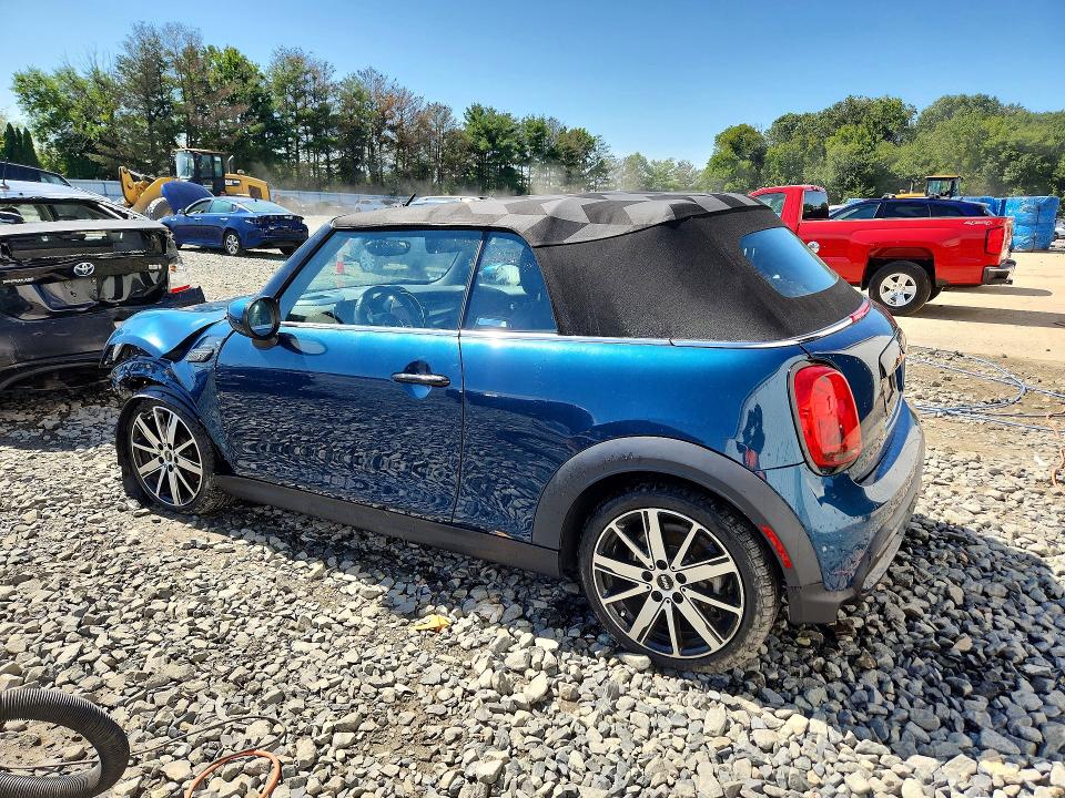 Photo 2 from auction – 2022 MINI COOPER with VIN WMW43DL00N3N91462