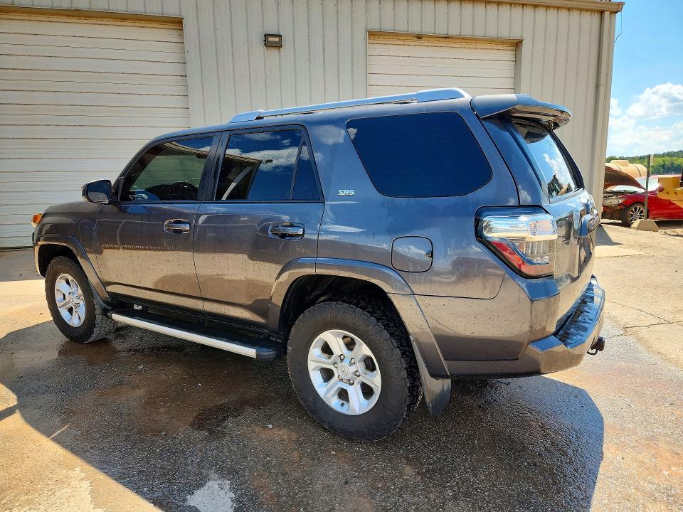 Photo 2 from auction – 2017 TOYOTA 4RUNNER with VIN JTEBU5JRXH5457965