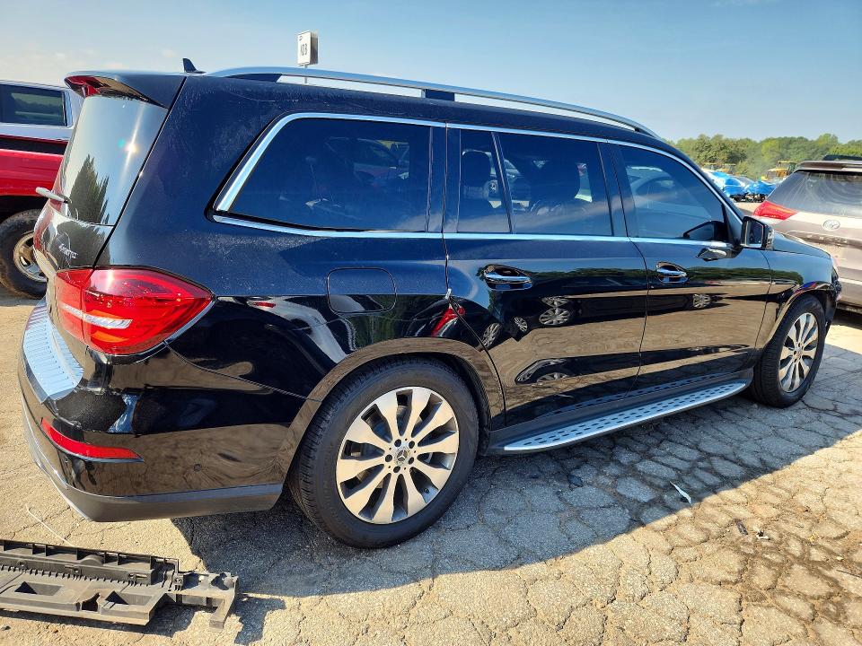 Photo 3 from auction – 2019 MERCEDES-BENZ GLS with VIN 4JGDF6EE5KB237352