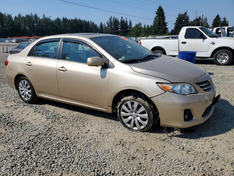 Zdjęcie 4 z aukcji – 2013 TOYOTA COROLLA z VIN 5YFBU4EE7DP178606