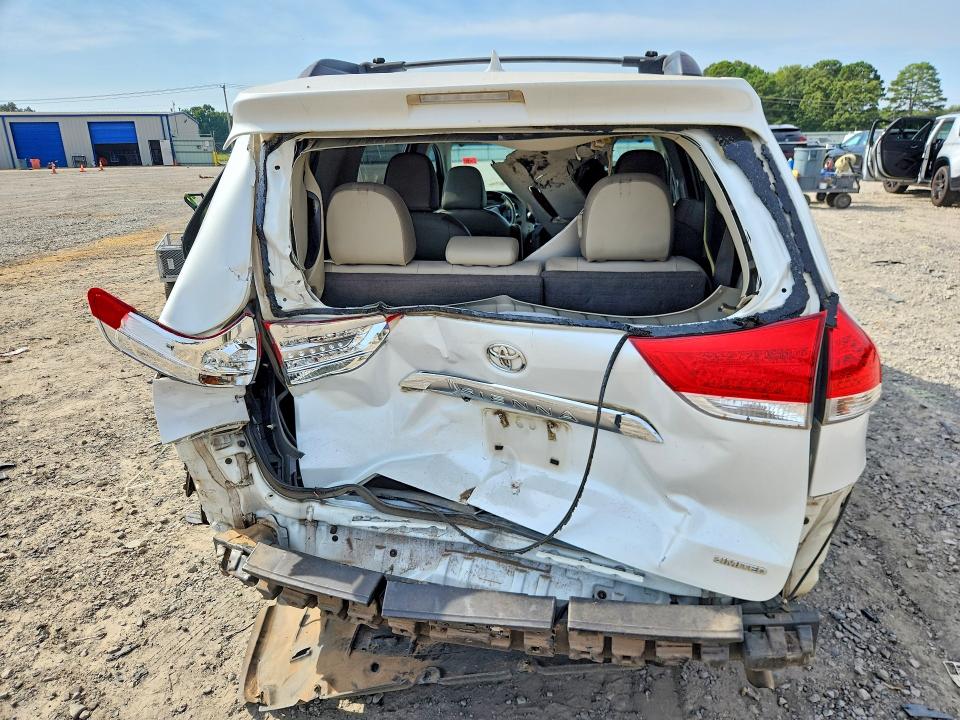 صورة رقم 6 من المزاد - 2011 TOYOTA SIENNA مع VIN 5TDYK3DC0BS078118