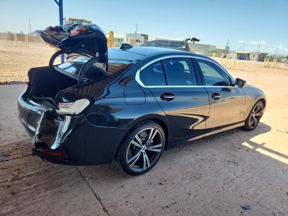 Photo 3 from auction – 2020 BMW 330I with VIN 3MW5R1J08L8B34018