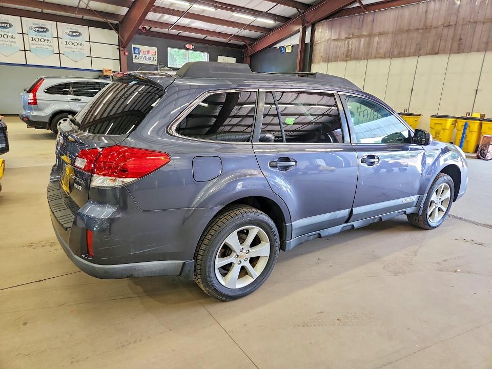 Photo 3 from auction – 2014 SUBARU OUTBACK with VIN 4S4BRBCC9E3302131