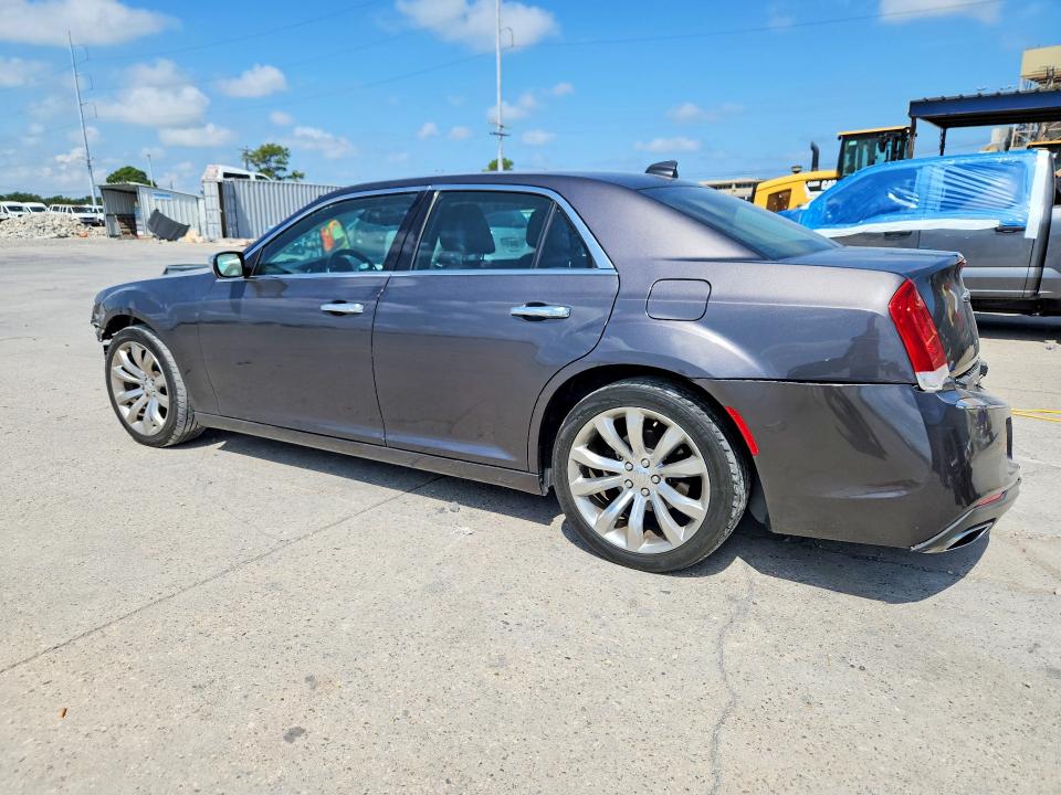 Photo 2 from auction – 2018 CHRYSLER 300 with VIN 2C3CCAEG8JH193743