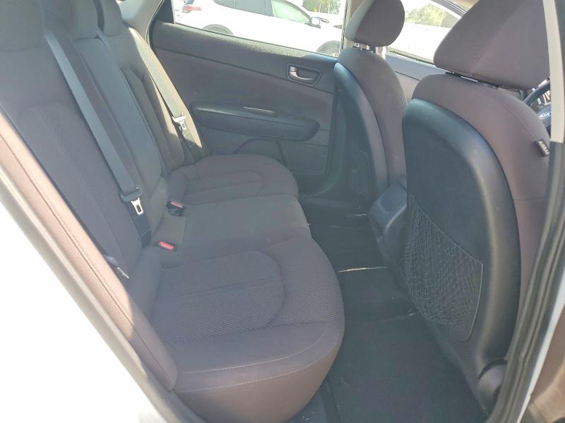 Photo 10 from auction – 2020 KIA OPTIMA with VIN 5XXGT4L32LG427752