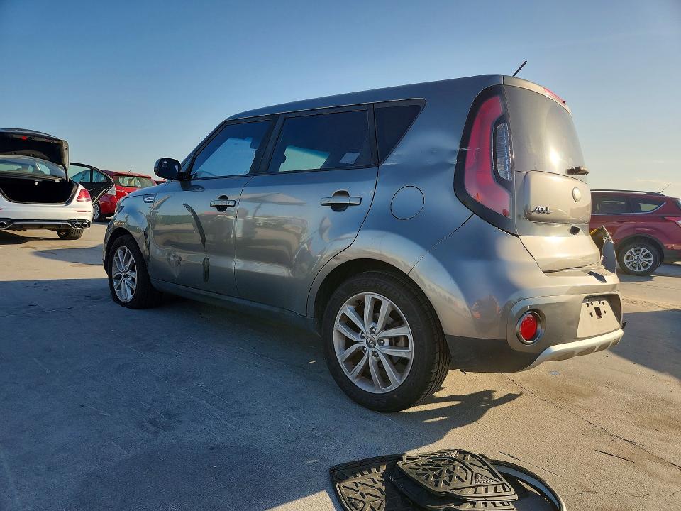 Photo 2 from auction – 2018 KIA SOUL with VIN KNDJP3A55J7573965
