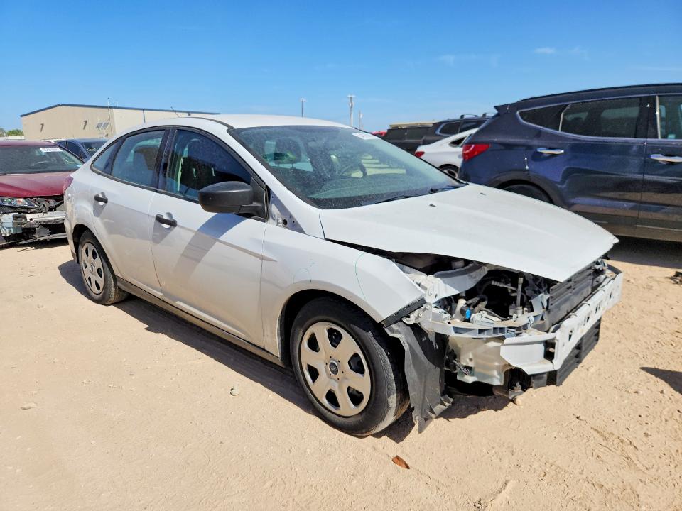 Photo 4 from auction – 2017 FORD FOCUS with VIN 1FADP3E20HL341665