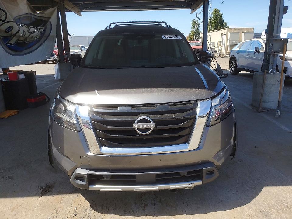 Photo 5 from auction – 2023 NISSAN PATHFINDER with VIN 5N1DR3DK4PC204924