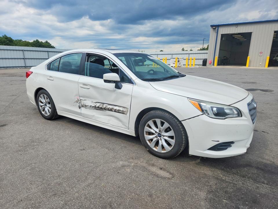 Photo 4 from auction – 2015 SUBARU LEGACY with VIN 4S3BNAD65F3023523