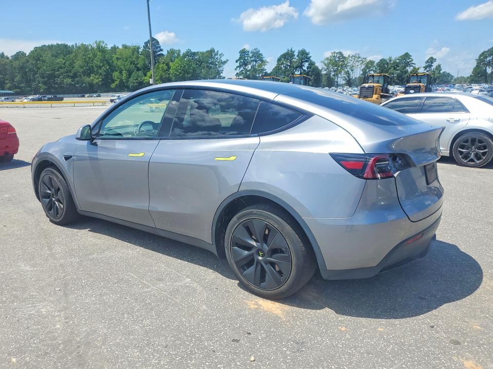 Photo 2 from auction – 2024 TESLA MODEL Y with VIN 7SAYGDEEXRA311413