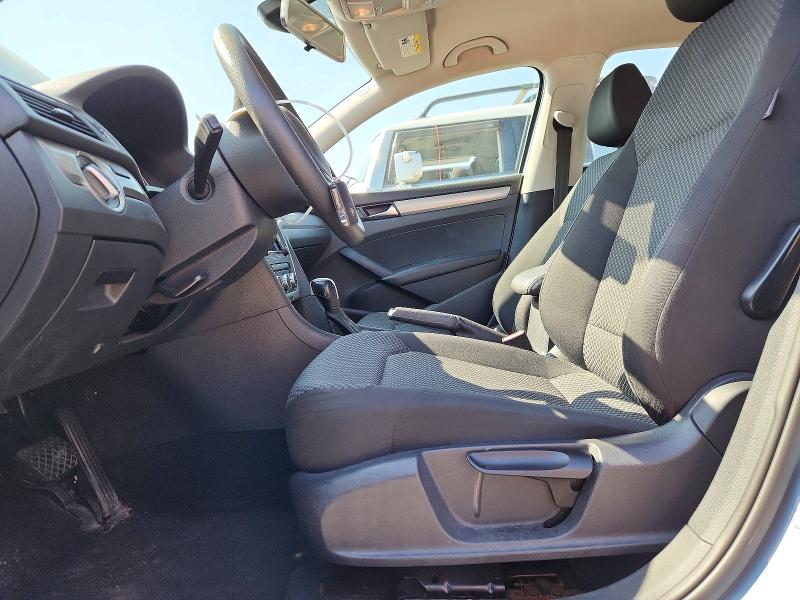 Photo 7 from auction – 2012 VOLKSWAGEN PASSAT with VIN 1VWAP7A35CC059448