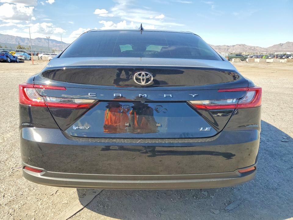 Photo 6 from auction – 2026 TOYOTA CAMRY with VIN 4T1DAACK7TU740705