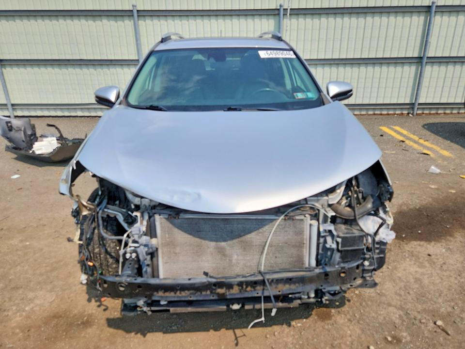 Photo 5 from auction – 2014 TOYOTA RAV4 with VIN 2T3DFREV3EW161647