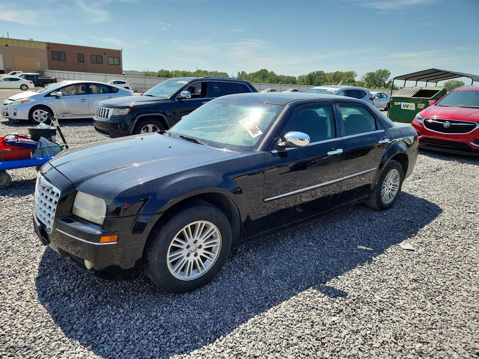 CHRYSLER 300 2010 с VIN 2C3CA4CD4AH209663 - Фото с аукциона