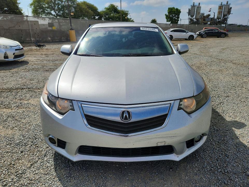 Photo 5 from auction – 2011 ACURA TSX with VIN JH4CU2F6XBC017834