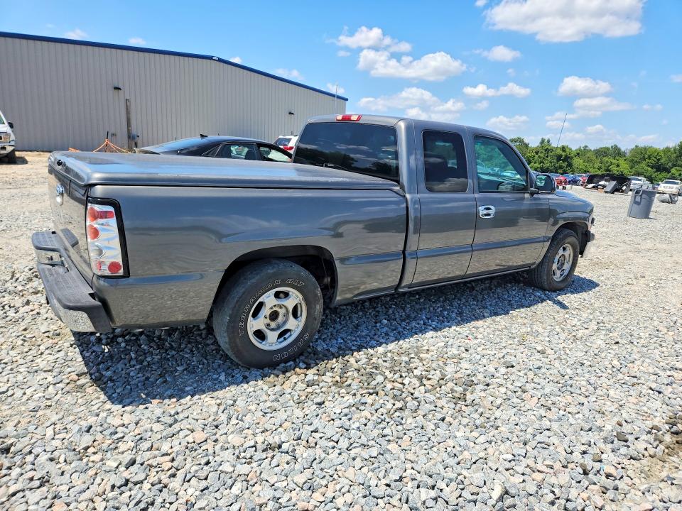 Photo 3 from auction – 2000 CHEVROLET SILVERADO with VIN 2GCEC19T3Y1353607