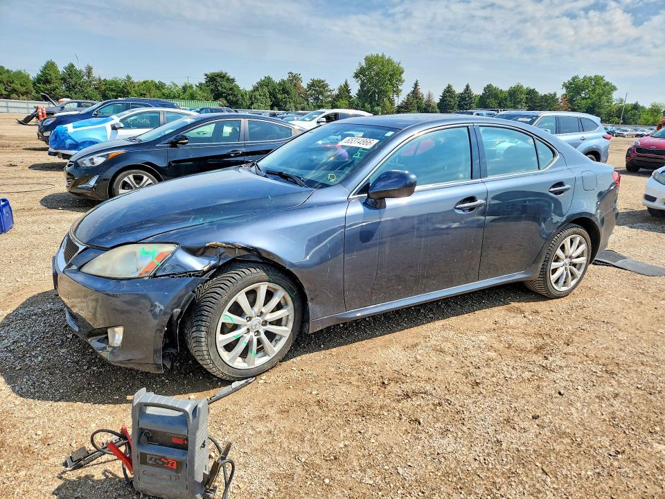 LEXUS IS 2008 with VIN JTHCK262285027385 - Photo from auction