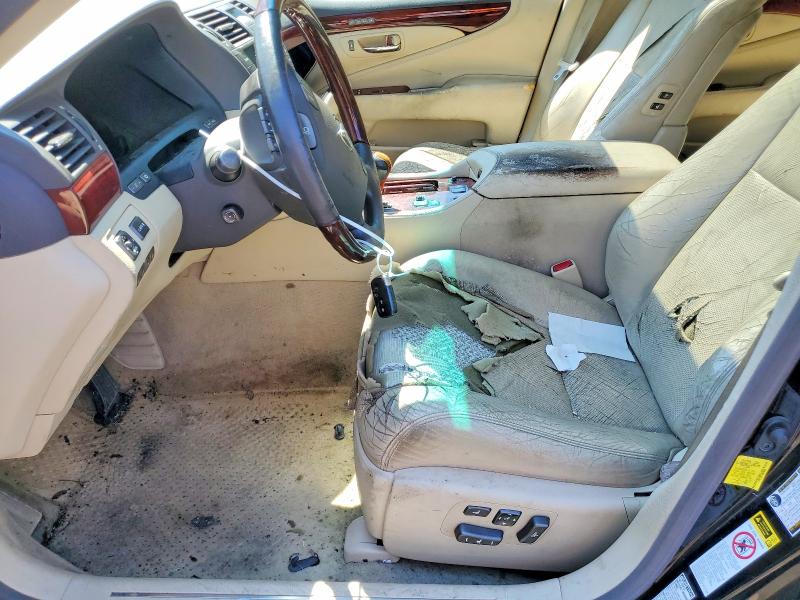 Photo 7 from auction – 2011 LEXUS LS with VIN JTHCL5EF7B5010950