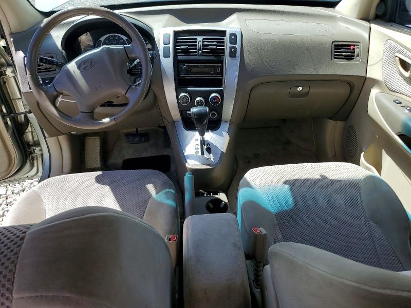 Photo 8 from auction – 2007 HYUNDAI TUCSON with VIN KM8JN72D07U588057