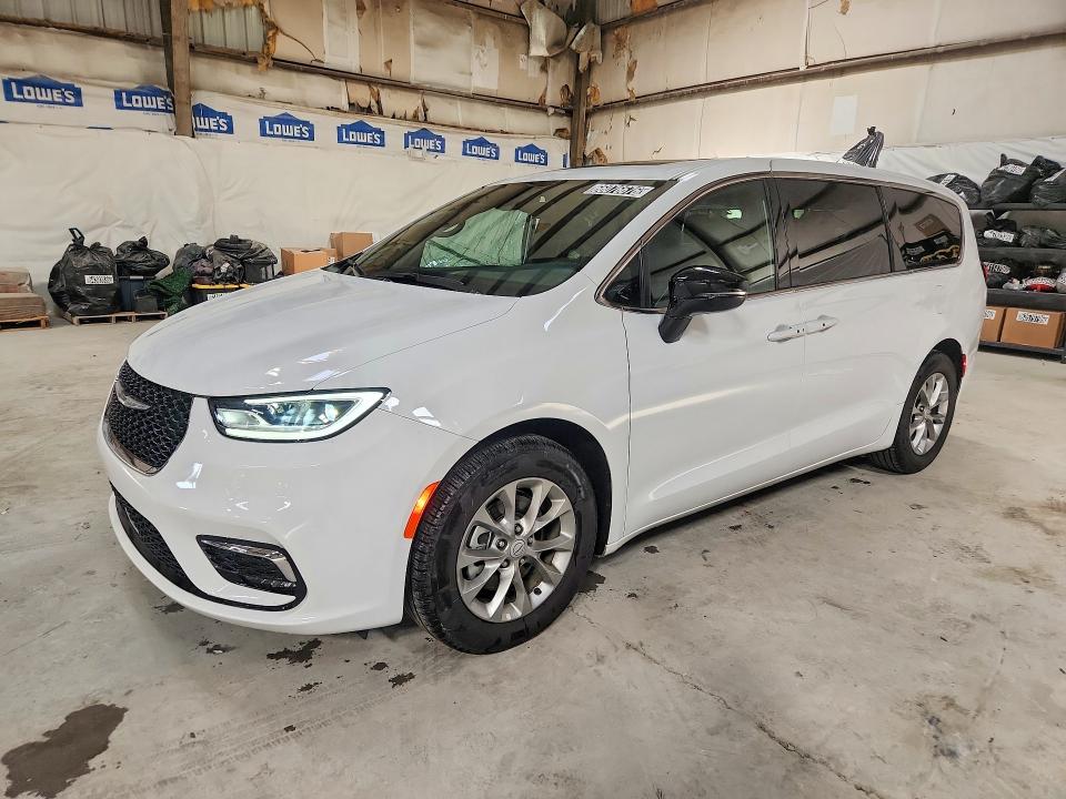 CHRYSLER PACIFICA 2026 с VIN 2C4RC1GG1TR276690 - Фото с аукциона