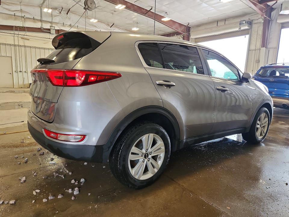 Photo 3 from auction – 2018 KIA SPORTAGE with VIN KNDPMCAC4J7383818