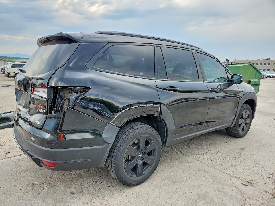 Photo 3 from auction – 2022 HONDA PILOT with VIN 5FNYF6H8XNB062111