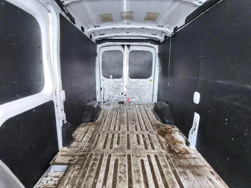 Photo 10 from auction – 2019 FORD TRANSIT with VIN 1FTYR2CM2KKB75621
