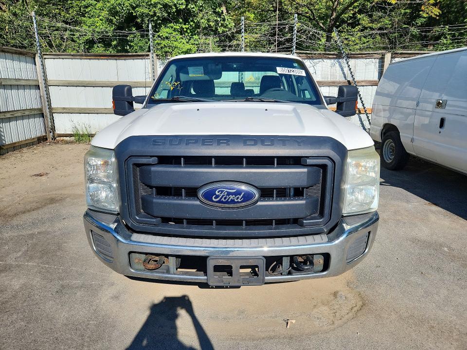 Foto 5 de la subasta – 2012 FORD F250 con VIN 1FT7W2A62CEC11882