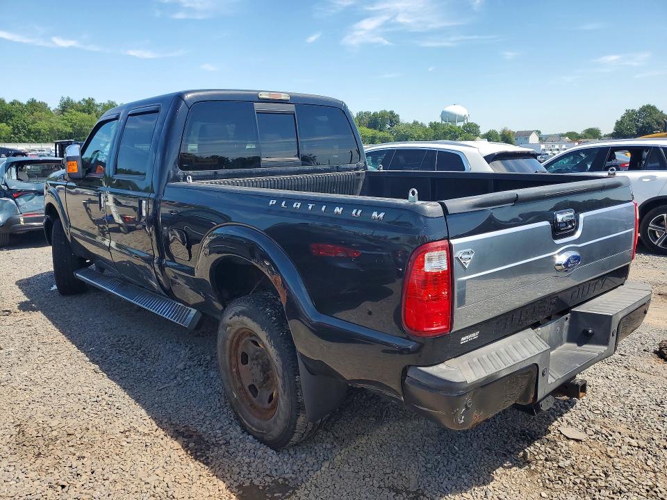 Foto 2 de la subasta – 2015 FORD F250 con VIN 1FT7W2B69FEA00097