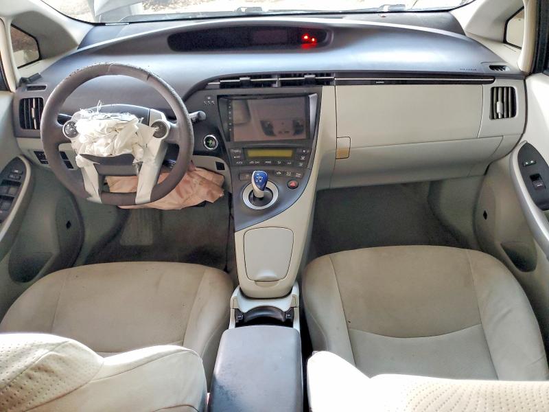 Снимка 8 от търг – 2011 TOYOTA PRIUS с VIN JTDKN3DU8B0268919