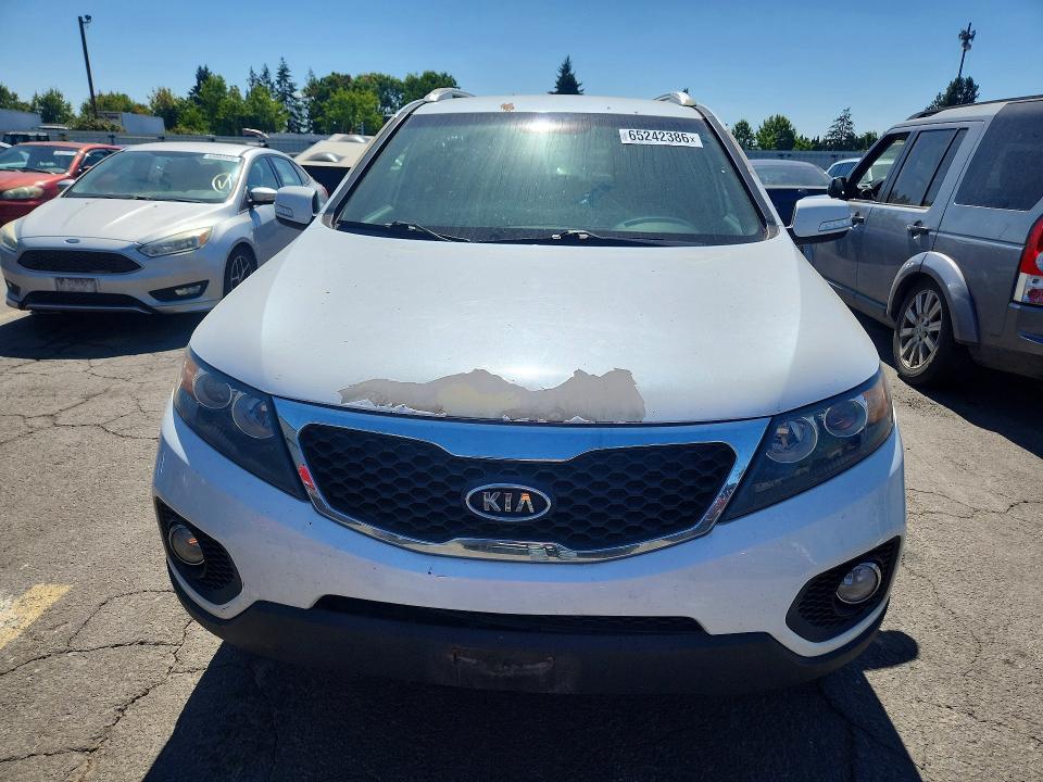 Photo 5 from auction – 2013 KIA SORENTO with VIN 5XYKUDA63DG344901